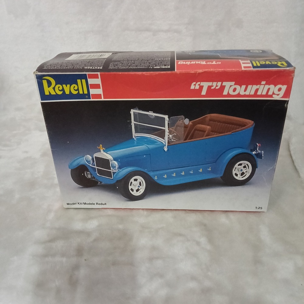 Revell T Touring Street Rod 1:25 Scale Model Kit 7144 Blue 1927 Ford T - READ